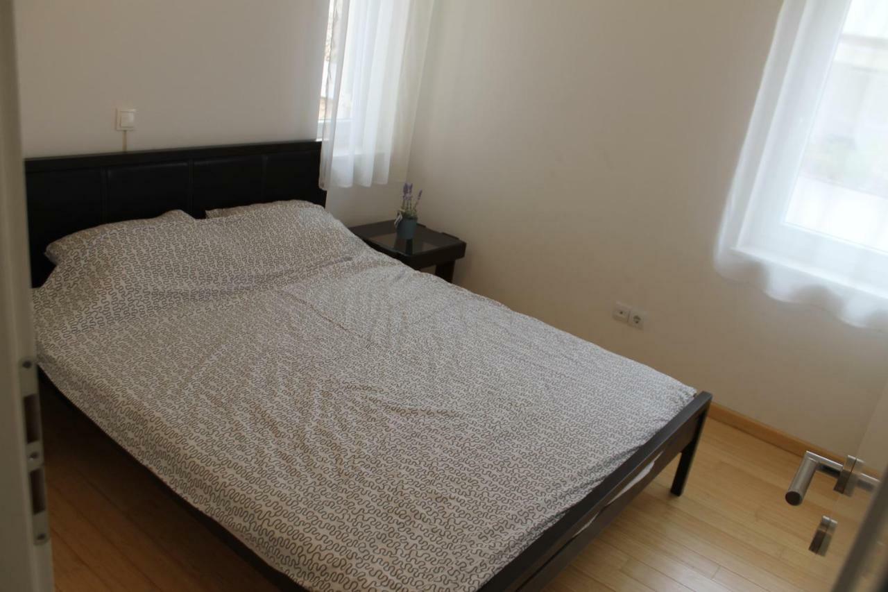 Apartman M&M Stara Novalja Exterior foto